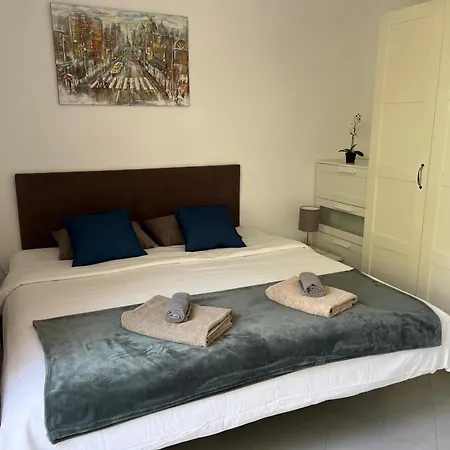 Apartamento Elegante Con Vista Directa Al Mar